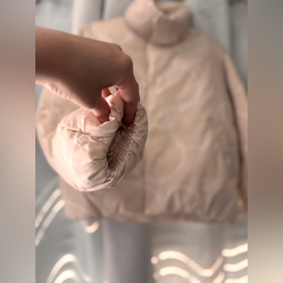 OBEY Puffer Coat - Picture 5 of 6